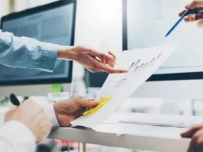 Nhân viên vệ sinh của Post{0}}: Quét sàn không phải là một công việc dễ dàng